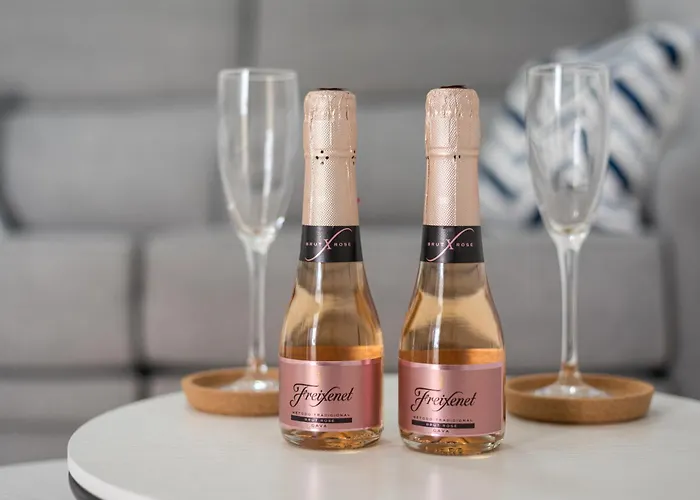 Yamarys Apartamento *