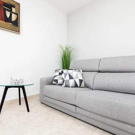Apartament Yamarys *