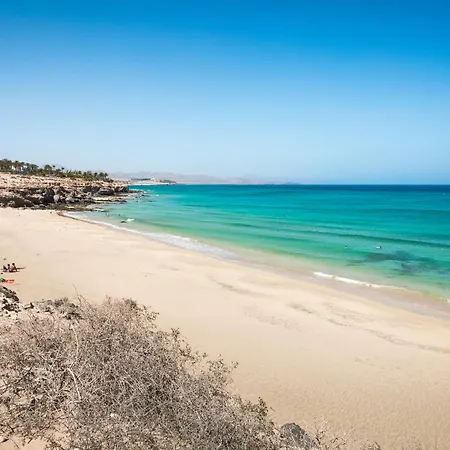 Yamarys Apartamento *